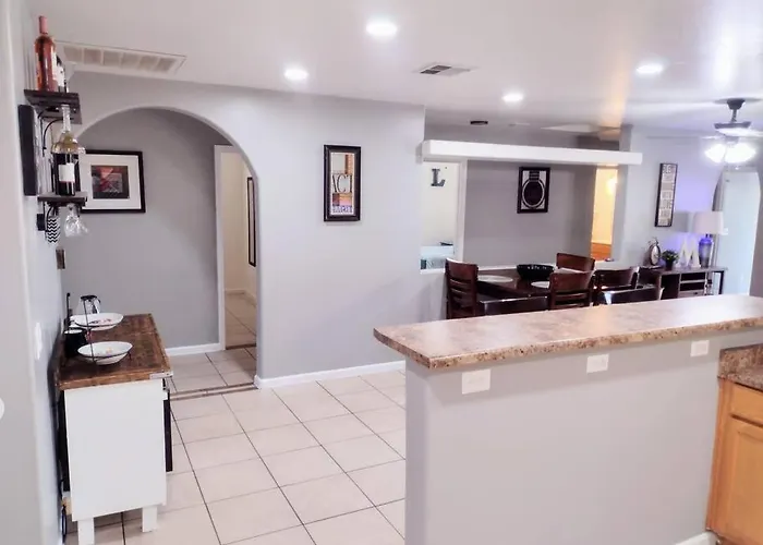 Madriguera House Holiday home Phoenix